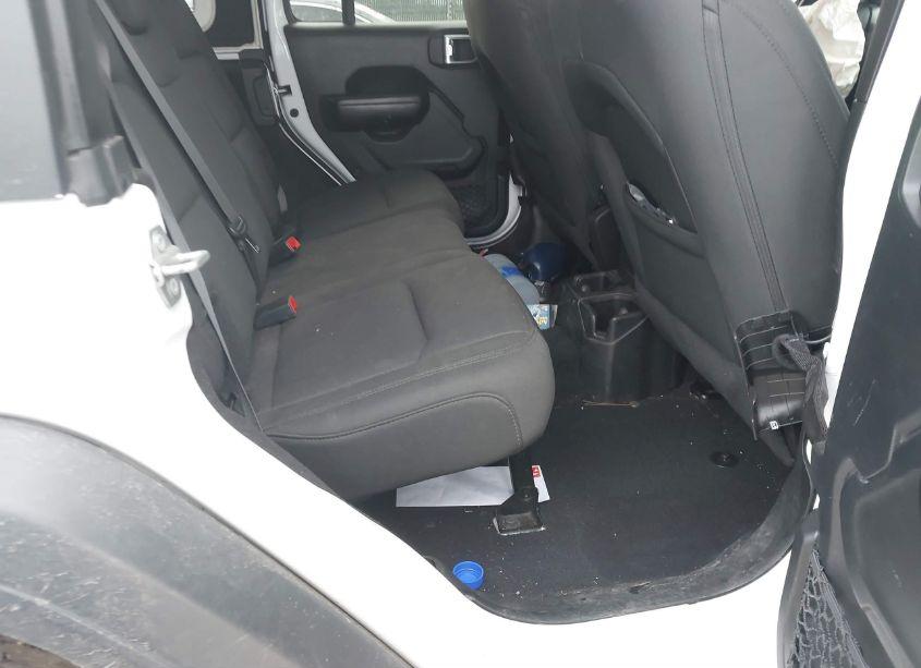 Photo 8 of 2019 Jeep Wrangler UNLIMITED SPORT ALTITUDE 4X4 (VIN 1C4HJXDGXKW621097)