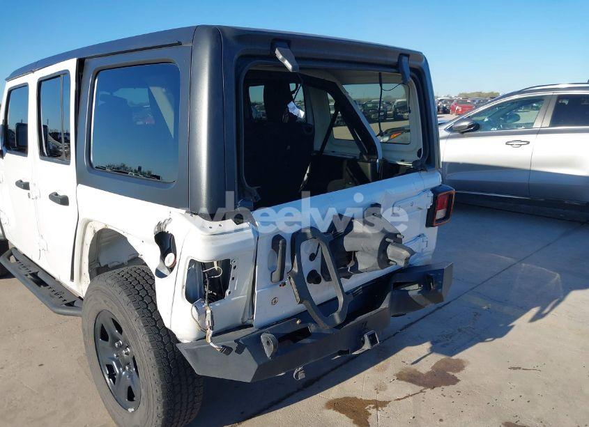 Photo 6 of 2019 Jeep Wrangler UNLIMITED SPORT 4X4 (VIN 1C4HJXDGXKW663785)