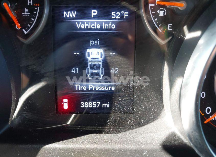 Photo 15 of 2020 Jeep Wrangler UNLIMITED SPORT 4X4 (VIN 1C4HJXDGXLW146990)