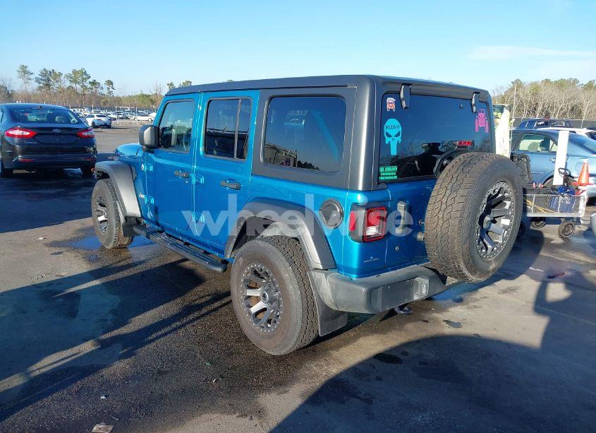 Photo 3 of 2020 Jeep Wrangler UNLIMITED SPORT 4X4 (VIN 1C4HJXDGXLW146990)