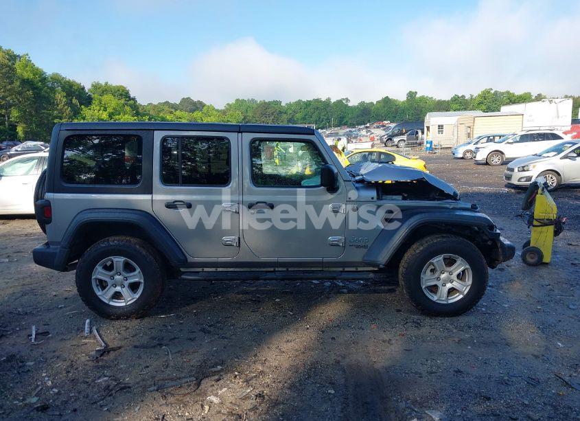 Photo 14 of 2020 Jeep Wrangler UNLIMITED SPORT S 4X4 (VIN 1C4HJXDGXLW325708)