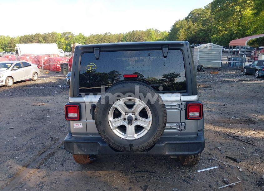 Photo 17 of 2020 Jeep Wrangler UNLIMITED SPORT S 4X4 (VIN 1C4HJXDGXLW325708)