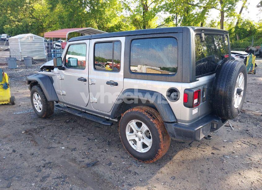 Photo 3 of 2020 Jeep Wrangler UNLIMITED SPORT S 4X4 (VIN 1C4HJXDGXLW325708)