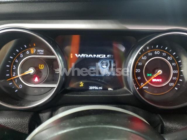 Photo 4 of 2021 JEEP WRANGLER UNLIMITED SPORT (VIN 1C4HJXDGXMW581011)