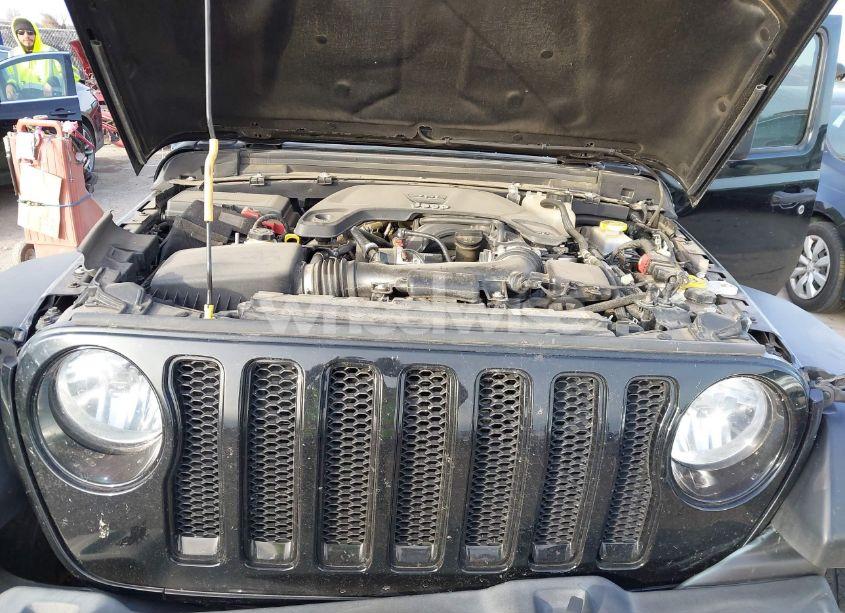 Photo 10 of 2021 Jeep Wrangler UNLIMITED SPORT ALTITUDE 4X4 (VIN 1C4HJXDGXMW605680)