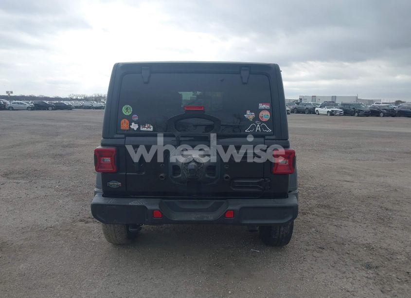 Photo 17 of 2021 Jeep Wrangler UNLIMITED SPORT ALTITUDE 4X4 (VIN 1C4HJXDGXMW605680)