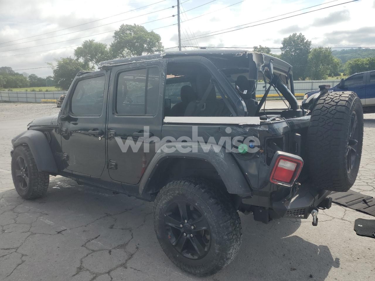 Photo 2 of 2022 JEEP WRANGLER UNLIMITED SPORT (VIN 1C4HJXDM1NW151536)