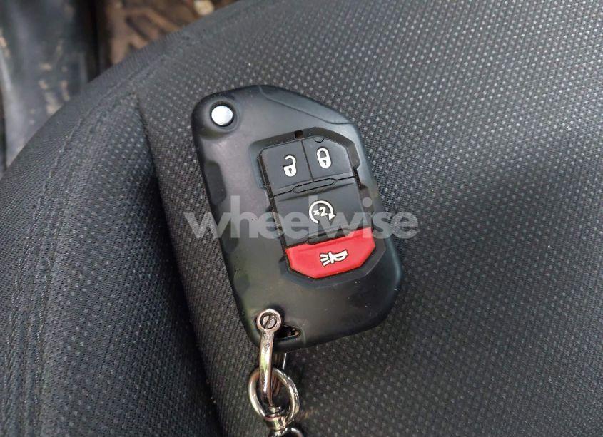 Photo 11 of 2020 Jeep Wrangler UNLIMITED SPORT S 4X4 (VIN 1C4HJXDM8LW320626)