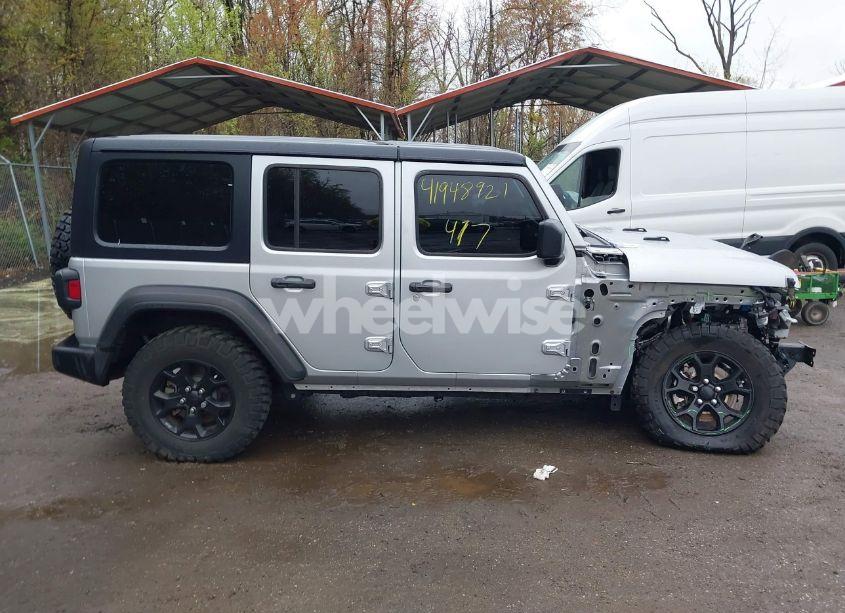 Photo 13 of 2022 Jeep Wrangler UNLIMITED WILLYS SPORT 4X4 (VIN 1C4HJXDM9NW272685)