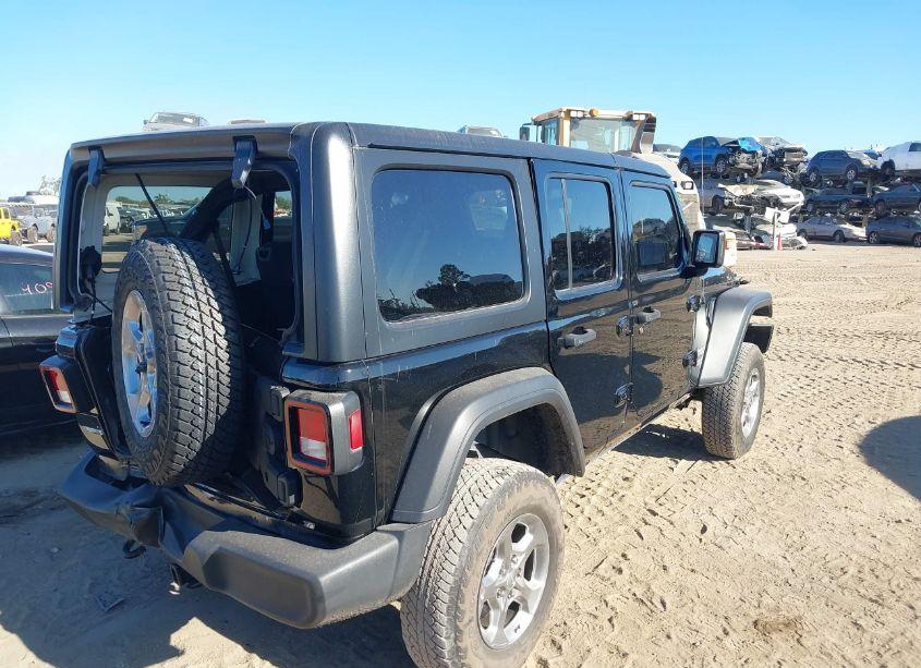 Photo 4 of 2021 Jeep Wrangler UNLIMITED SPORT S 4X4 (VIN 1C4HJXDMXMW538780)