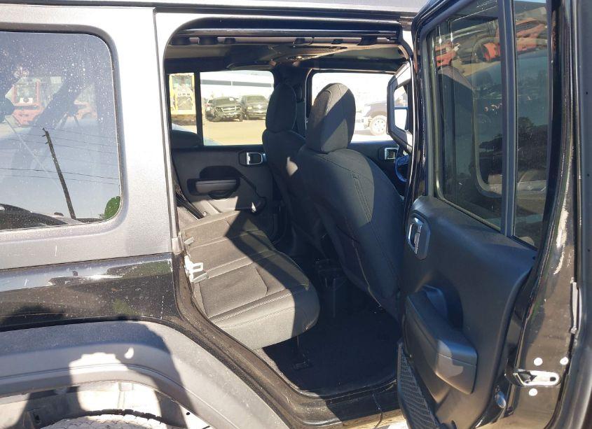 Photo 8 of 2021 Jeep Wrangler UNLIMITED SPORT S 4X4 (VIN 1C4HJXDMXMW538780)