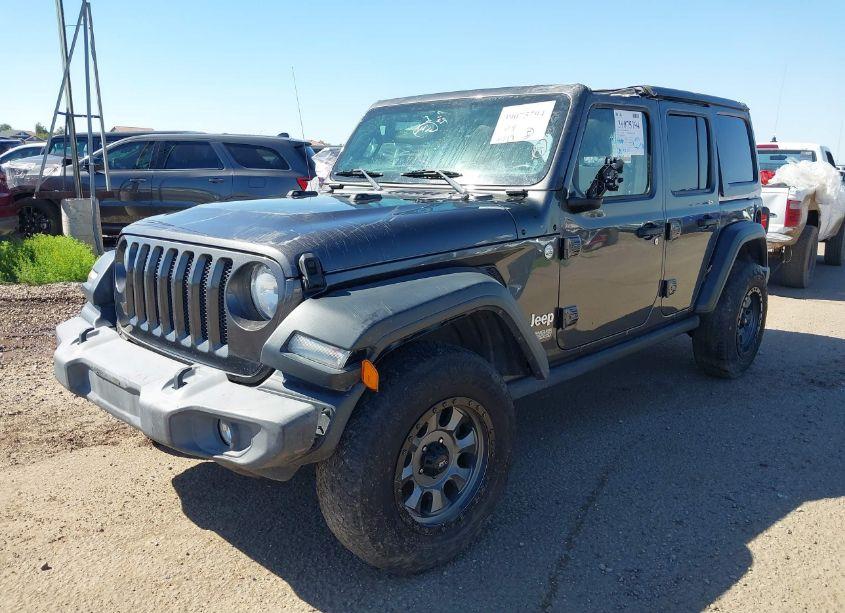 Photo 2 of 2018 Jeep Wrangler UNLIMITED SPORT 4X4 (VIN 1C4HJXDN0JW185745)