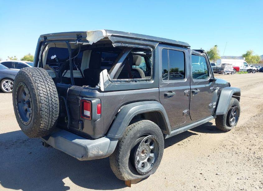 Photo 4 of 2018 Jeep Wrangler UNLIMITED SPORT 4X4 (VIN 1C4HJXDN0JW185745)