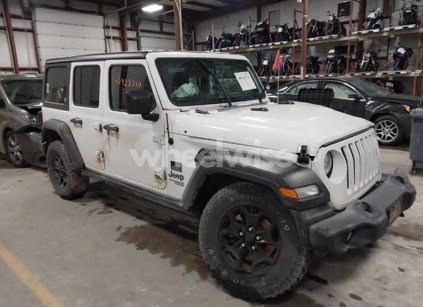 2019 Jeep Wrangler UNLIMITED SPORT S 4X4 (VIN 1C4HJXDN0KW624511) main photo