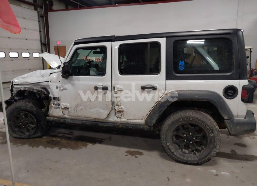 Photo 15 of 2019 Jeep Wrangler UNLIMITED SPORT S 4X4 (VIN 1C4HJXDN0KW624511)