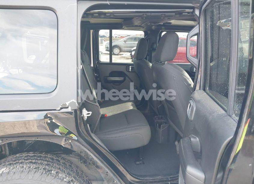 Photo 8 of 2021 Jeep Wrangler UNLIMITED SPORT ALTITUDE 4X4 (VIN 1C4HJXDN0MW817146)