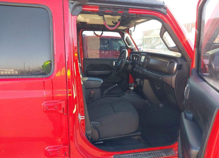 Photo 5 of 2020 Jeep Wrangler UNLIMITED SPORT S 4X4 (VIN 1C4HJXDN1LW154619)