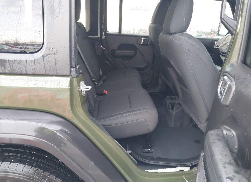 Photo 8 of 2022 Jeep Wrangler UNLIMITED SPORT ALTITUDE 4X4 (VIN 1C4HJXDN1NW277839)