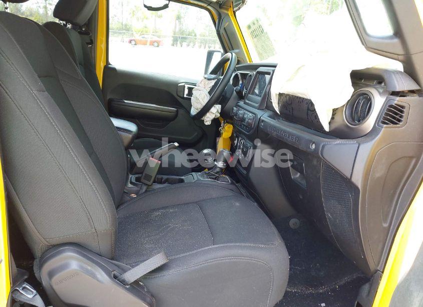 Photo 5 of 2018 Jeep Wrangler UNLIMITED SPORT S 4X4 (VIN 1C4HJXDN2JW324872)