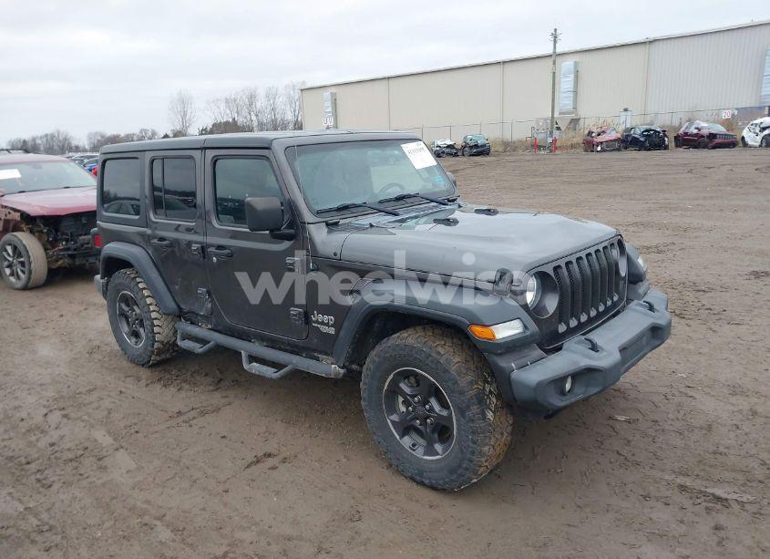 2019 Jeep Wrangler UNLIMITED SPORT S 4X4 (VIN 1C4HJXDN2KW636644) main photo