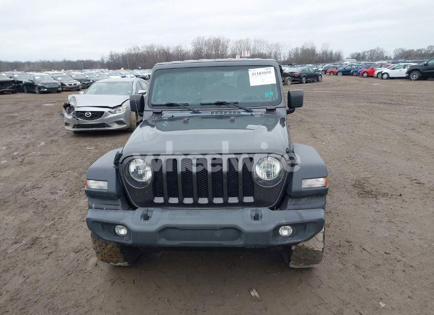 Photo 12 of 2019 Jeep Wrangler UNLIMITED SPORT S 4X4 (VIN 1C4HJXDN2KW636644)