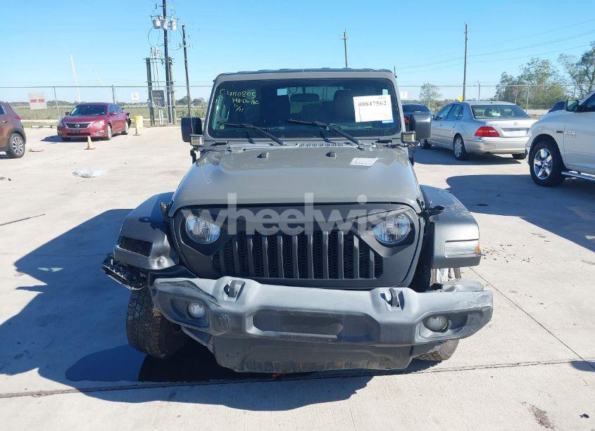 Photo 12 of 2019 Jeep Wrangler UNLIMITED SPORT S 4X4 (VIN 1C4HJXDN2KW649734)