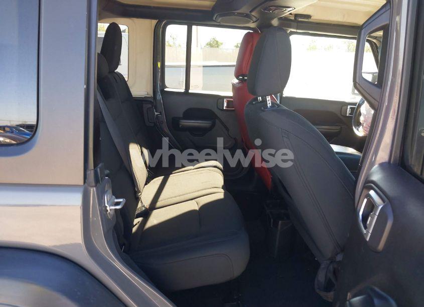 Photo 8 of 2019 Jeep Wrangler UNLIMITED SPORT S 4X4 (VIN 1C4HJXDN2KW649734)