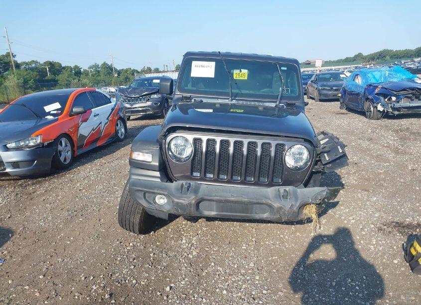 Photo 12 of 2020 Jeep Wrangler UNLIMITED SPORT ALTITUDE 4X4 (VIN 1C4HJXDN2LW116395)