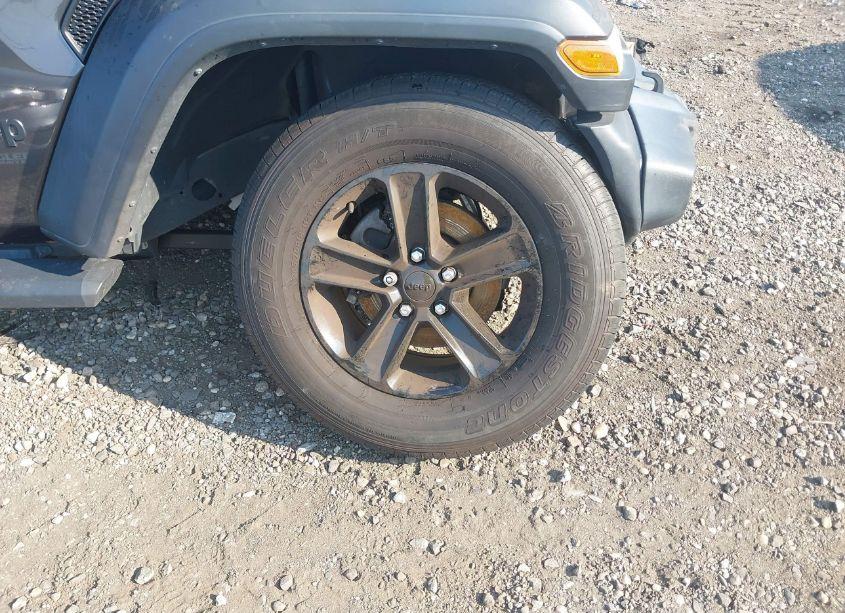 Photo 17 of 2020 Jeep Wrangler UNLIMITED SPORT ALTITUDE 4X4 (VIN 1C4HJXDN2LW116395)