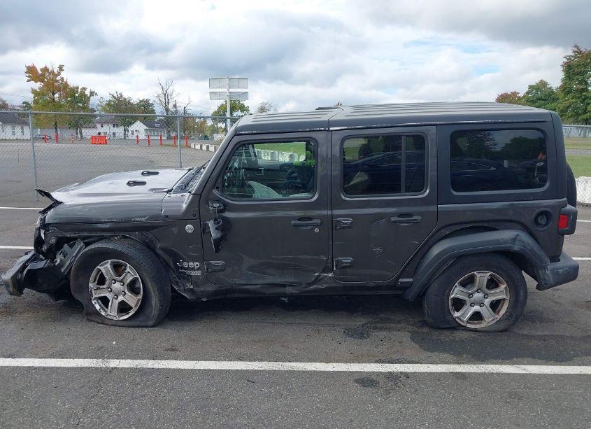Photo 13 of 2020 Jeep Wrangler UNLIMITED SPORT S 4X4 (VIN 1C4HJXDN2LW151342)