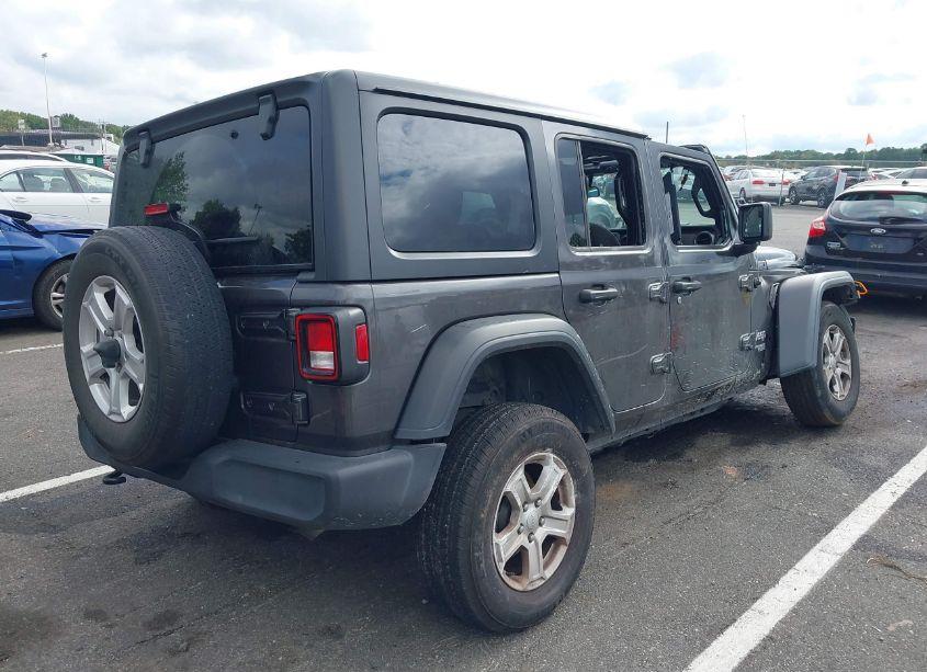 Photo 4 of 2020 Jeep Wrangler UNLIMITED SPORT S 4X4 (VIN 1C4HJXDN2LW151342)