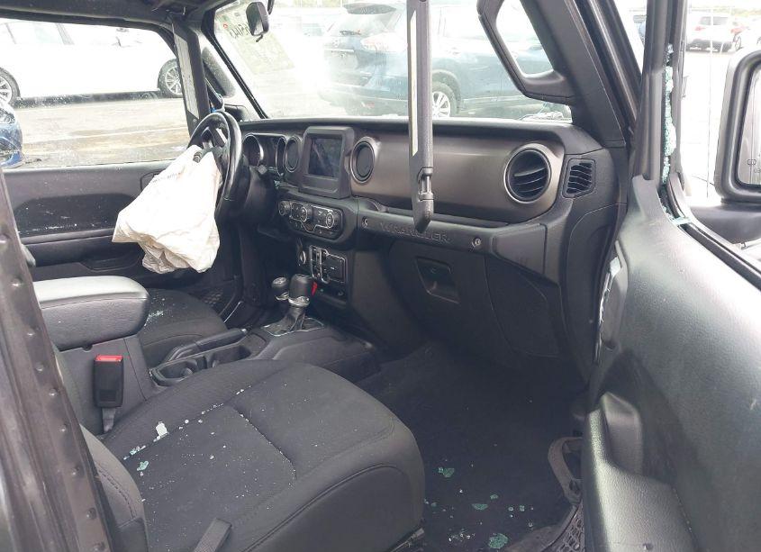 Photo 5 of 2020 Jeep Wrangler UNLIMITED SPORT S 4X4 (VIN 1C4HJXDN2LW151342)