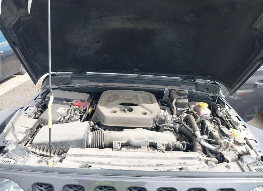 Photo 10 of 2020 Jeep Wrangler UNLIMITED SPORT 4X4 (VIN 1C4HJXDN2LW155455)