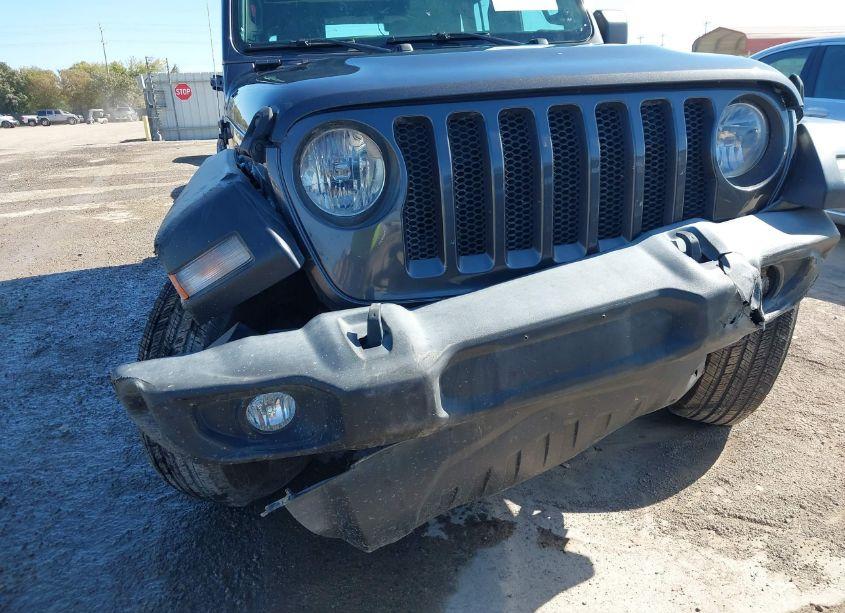 Photo 17 of 2020 Jeep Wrangler UNLIMITED SPORT 4X4 (VIN 1C4HJXDN2LW155455)