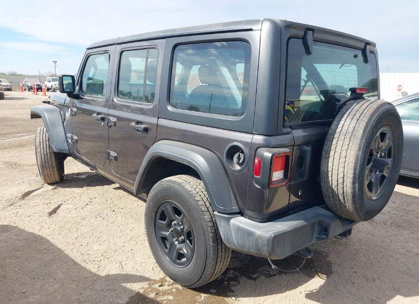 Photo 3 of 2020 Jeep Wrangler UNLIMITED SPORT 4X4 (VIN 1C4HJXDN2LW155455)