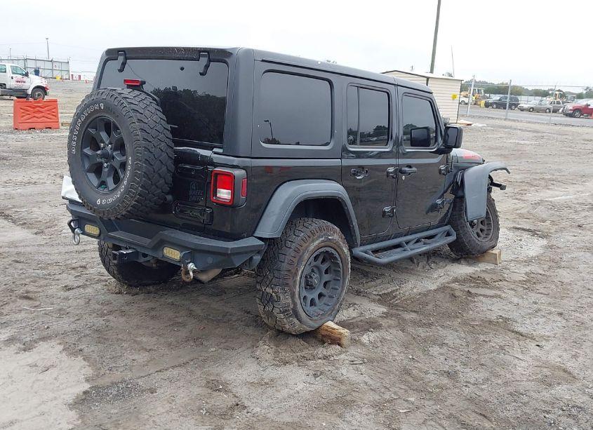 Photo 4 of 2020 Jeep Wrangler UNLIMITED WILLYS 4X4 (VIN 1C4HJXDN2LW206825)
