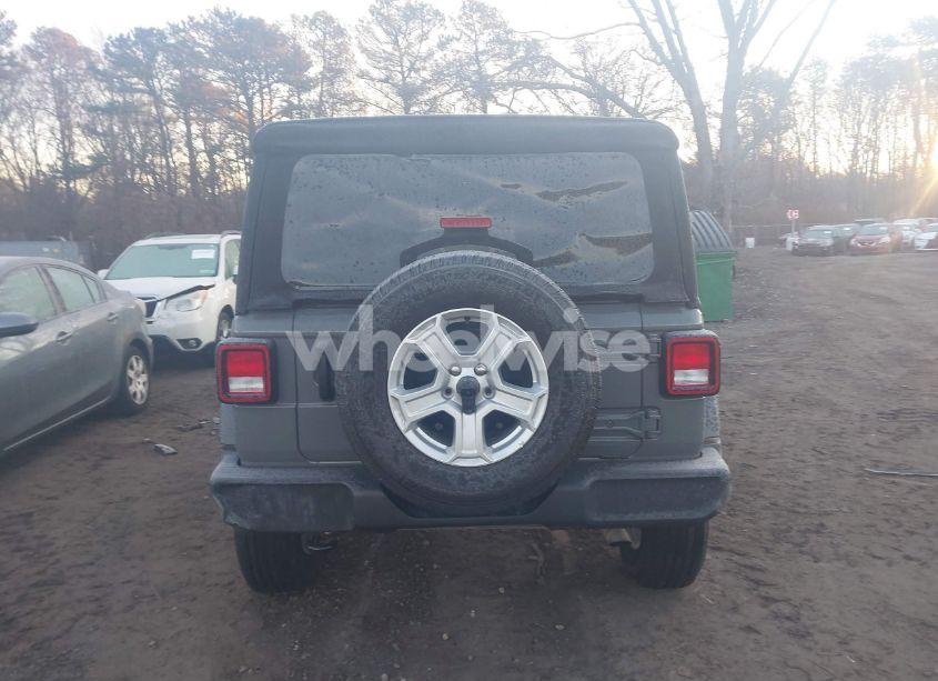 Photo 16 of 2021 Jeep Wrangler UNLIMITED SPORT S 4X4 (VIN 1C4HJXDN2MW585651)