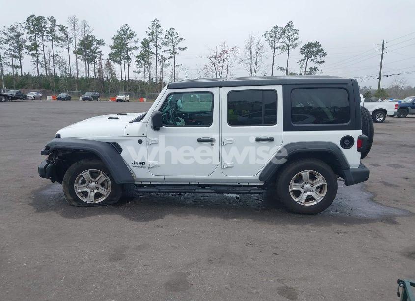 Photo 14 of 2022 Jeep Wrangler UNLIMITED SPORT S 4X4 (VIN 1C4HJXDN2NW251041)