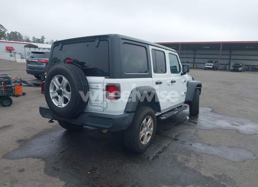 Photo 4 of 2022 Jeep Wrangler UNLIMITED SPORT S 4X4 (VIN 1C4HJXDN2NW251041)