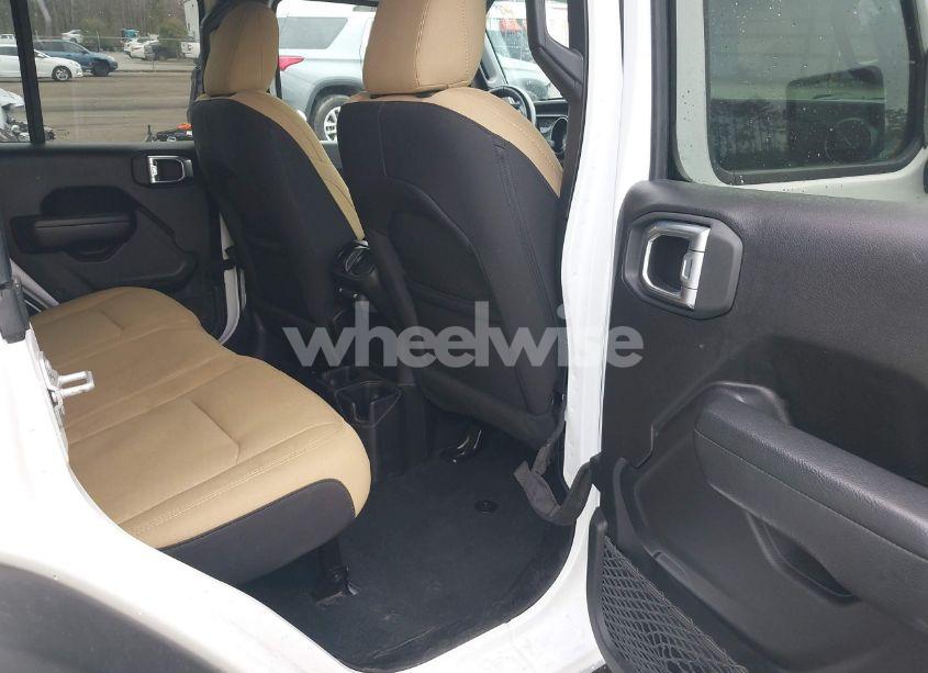 Photo 8 of 2022 Jeep Wrangler UNLIMITED SPORT S 4X4 (VIN 1C4HJXDN2NW251041)