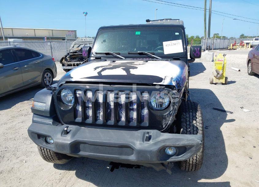 Photo 6 of 2019 Jeep Wrangler UNLIMITED SPORT S 4X4 (VIN 1C4HJXDN3KW668597)