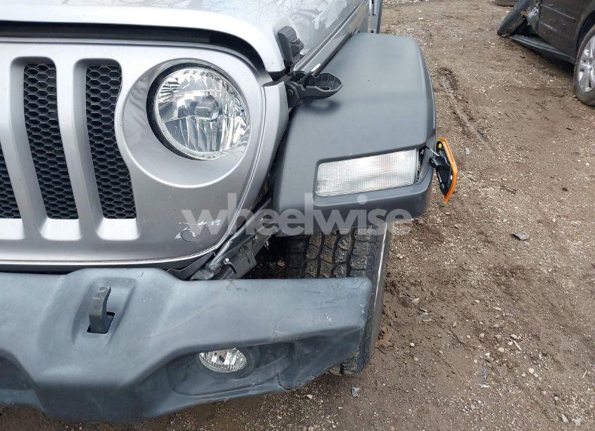 Photo 6 of 2020 Jeep Wrangler UNLIMITED SPORT S 4X4 (VIN 1C4HJXDN3LW115076)