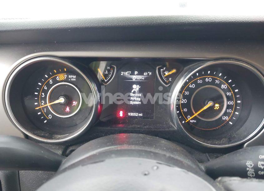 Photo 7 of 2020 Jeep Wrangler UNLIMITED SPORT S 4X4 (VIN 1C4HJXDN3LW115076)