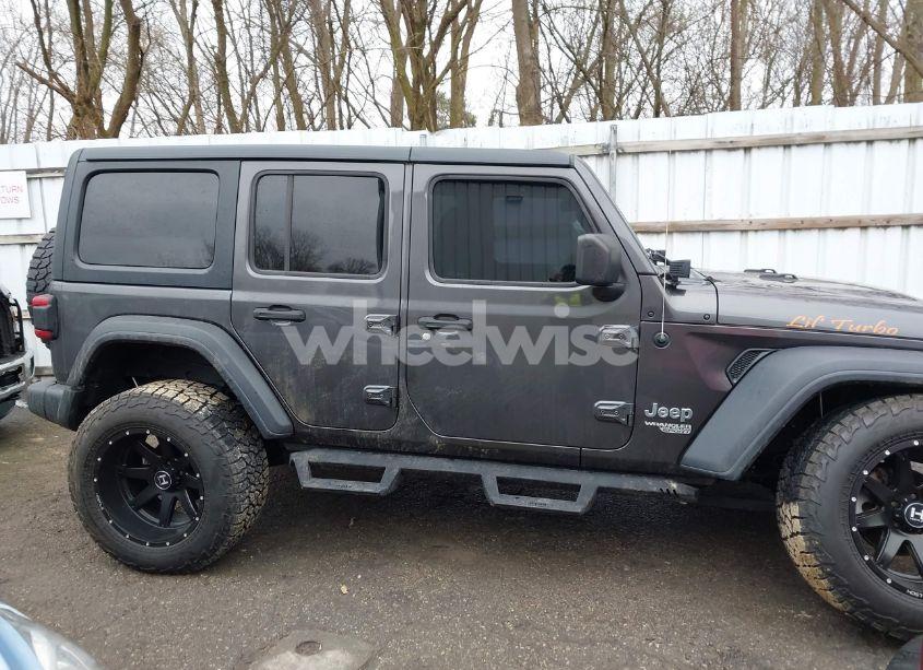 Photo 13 of 2020 Jeep Wrangler UNLIMITED SPORT S 4X4 (VIN 1C4HJXDN3LW164701)