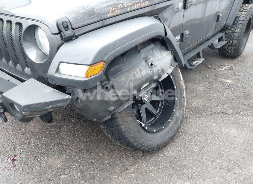 Photo 6 of 2020 Jeep Wrangler UNLIMITED SPORT S 4X4 (VIN 1C4HJXDN3LW164701)
