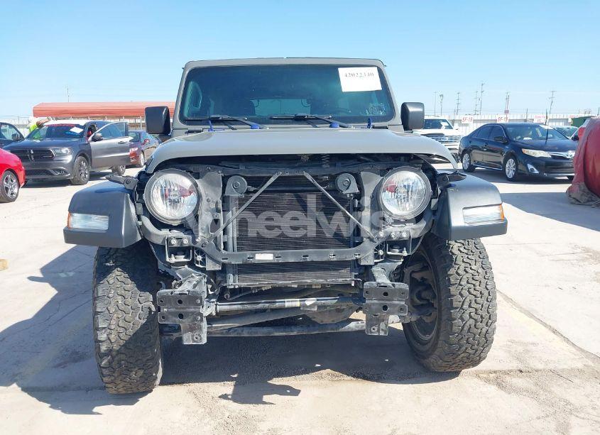 Photo 13 of 2020 Jeep Wrangler UNLIMITED SPORT S 4X4 (VIN 1C4HJXDN3LW337617)