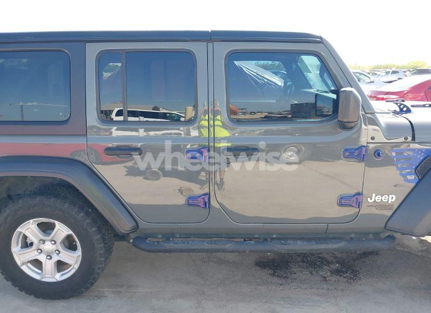 Photo 14 of 2020 Jeep Wrangler UNLIMITED SPORT S 4X4 (VIN 1C4HJXDN3LW337617)