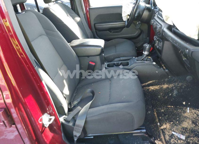 Photo 5 of 2021 Jeep Wrangler UNLIMITED SPORT ALTITUDE 4X4 (VIN 1C4HJXDN3MW729076)