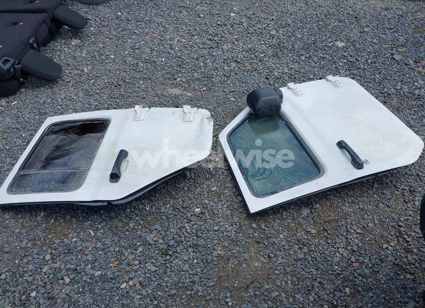 Photo 18 of 2021 Jeep Wrangler UNLIMITED SPORT S 4X4 (VIN 1C4HJXDN3MW790797)