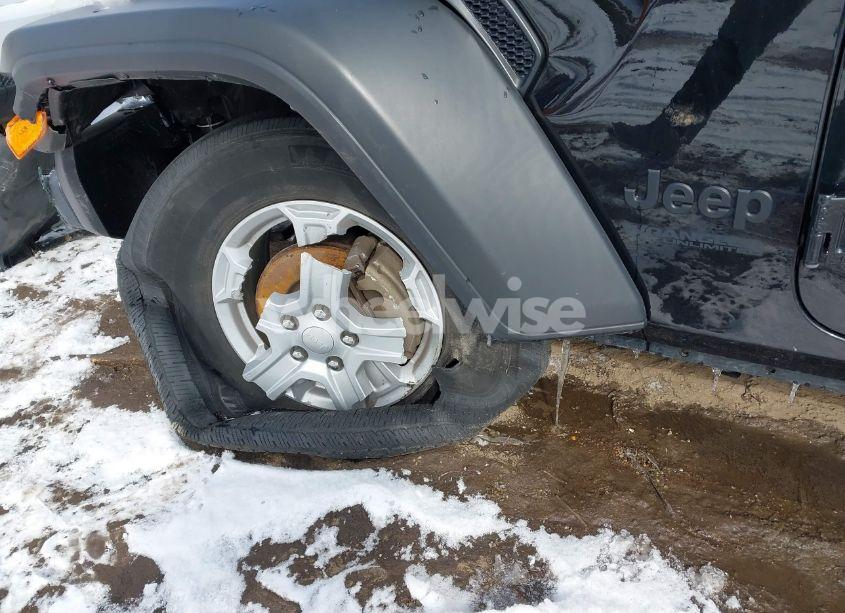 Photo 20 of 2022 Jeep Wrangler UNLIMITED SPORT S 4X4 (VIN 1C4HJXDN3NW132849)